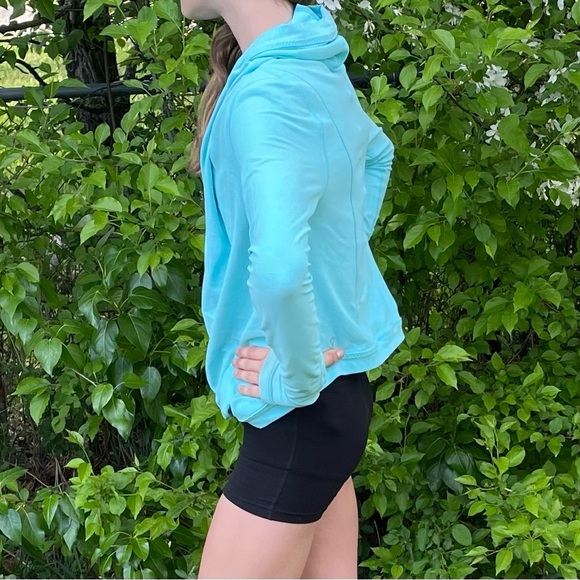 Size 14 Iviva “Iconic Wrap”. - Picture 2 of 5